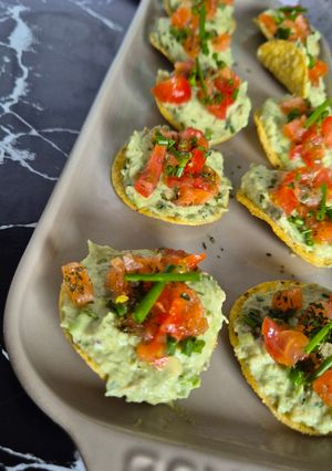 Une photo de Nachos avocat 🥑 saumon Boursin®️
