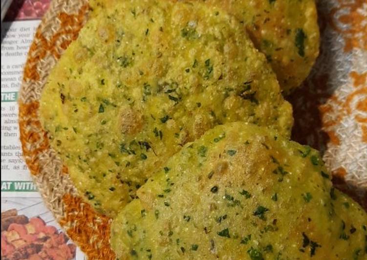 Step-by-Step Guide to Make Perfect Methi puri
