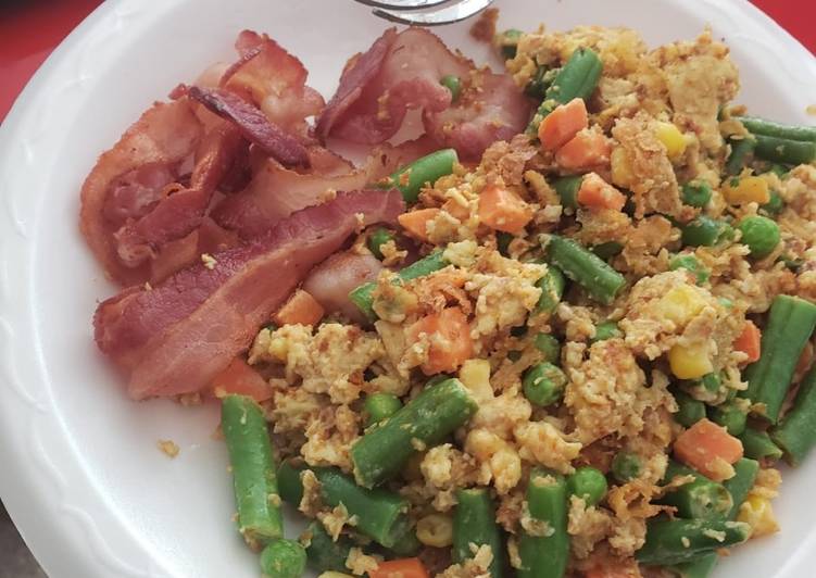 Recipe of Favorite Scrambled Eggs with Bacon