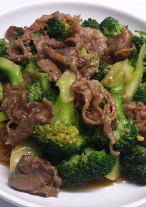 Foto resep Tumis daging sapi & brokoli