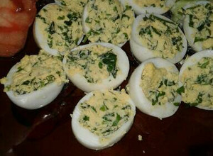 Una foto de Huevos rellenos