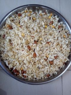 पोहा नमकीन(poha namkeen recipe in hindi) रेसिपी मुख्य फोटो