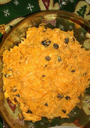 Una foto de Ensalada de zanahorias con pasas