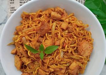 Masakan Populer Mie Goreng Pedas Asam Manis Ala Rumahan