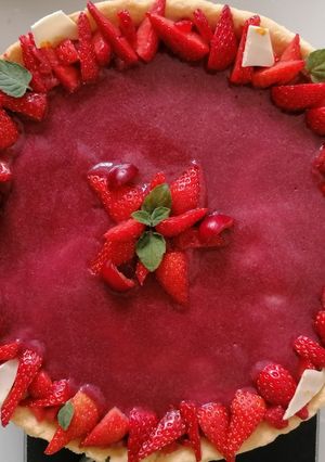 Une photo de Tarte aux fraises et cerises