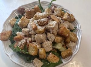 Una foto de Ensalada de Espinaca con Pollo