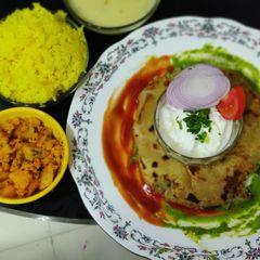 A picture of Aloo Paratha Delhi Wale.