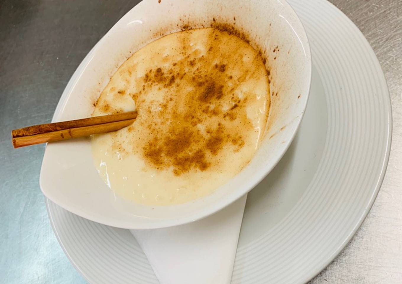 Arroz con leche y canela