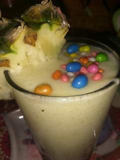 A picture of Pineapple shake.