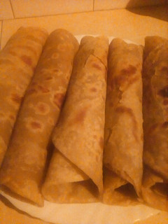 A picture of Lemon zest chapatis.