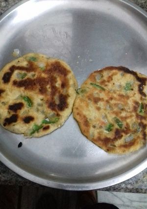 A picture of Aloo pizza snacks.