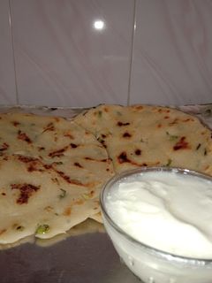 ચોખા નો રોટલો (Chokha Rotlo Recipe In Gujarati) રેસીપી મુખ્ય ફોટો