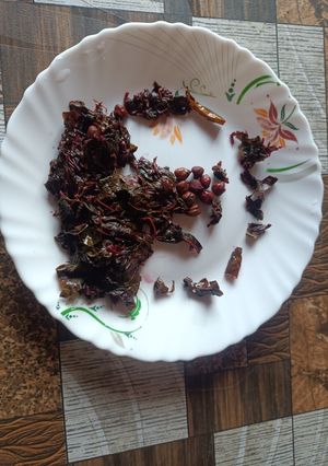ছোলা দিয়ে লাল শাক ভাজা রেসিপির প্রধান ছবি