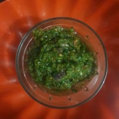 A picture of Coriander chutney.