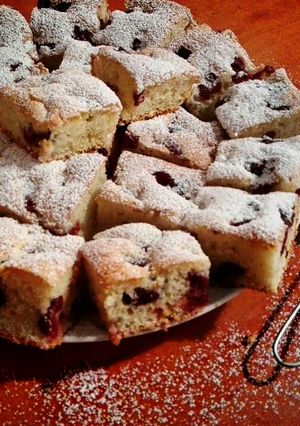 Bögrés meggyes piskóta recept fotója