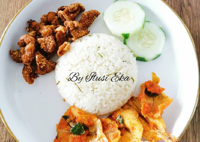 Resep Nasi Daun Jeruk Kulit Ayam Versi Rice Cooker Oleh Ilusi Eka