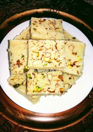 A picture of Coconut Barfi.