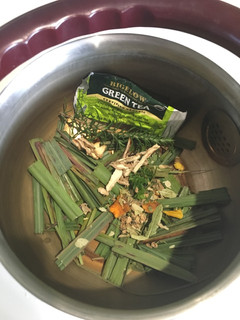 Una foto de Infusión Limoncillo - Té Verde - Romero