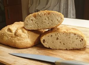Foto di Pane di farro casareccio con poco lievito