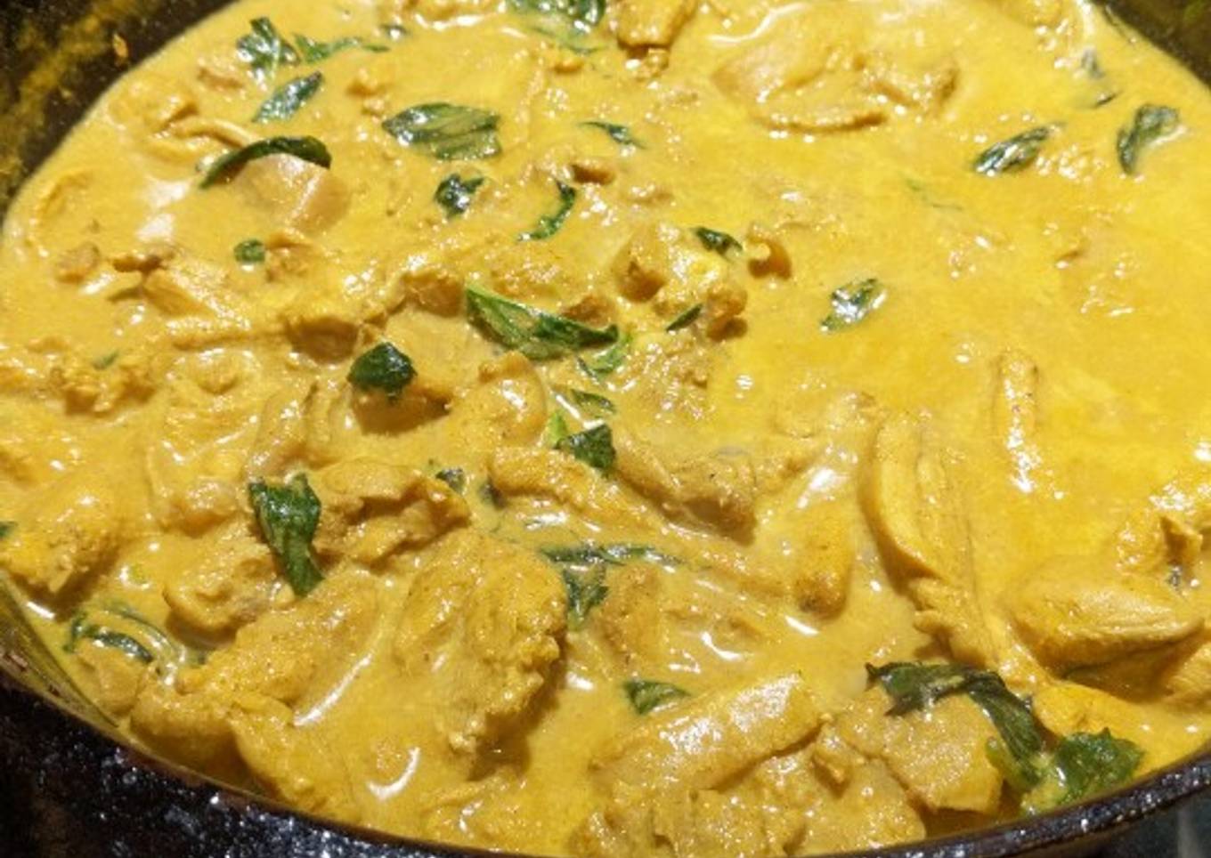 Thai Basil Chicken Curry