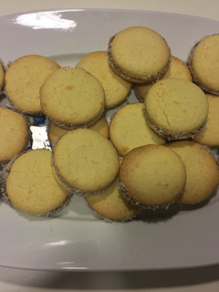 Una foto de Alfajores