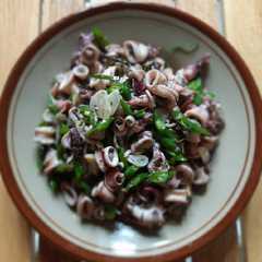A picture of Cumi Cabe Ijo.