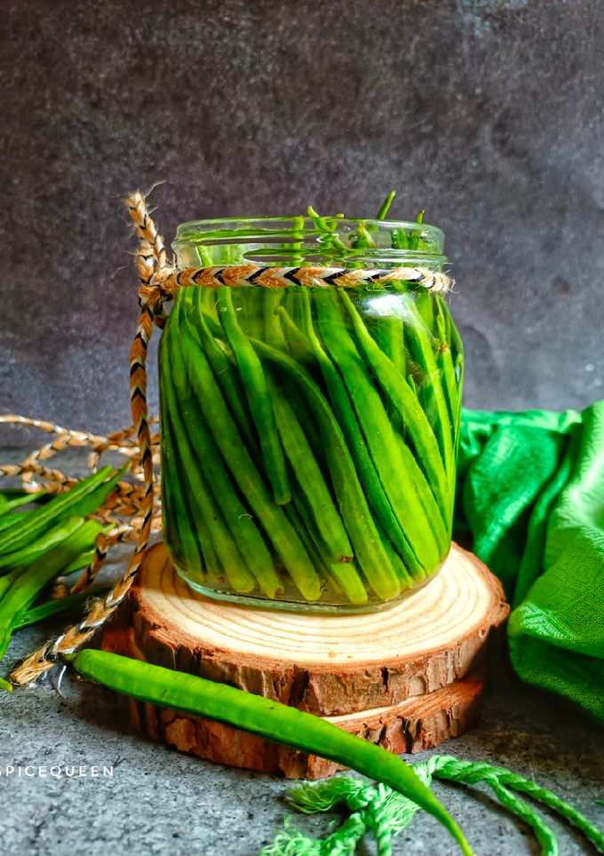 A picture of Pickled Cluster Beans.