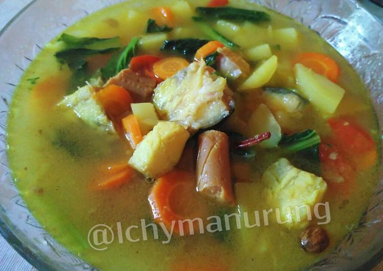 Cara Gampang Menyiapkan Soup Ikan Patin with sosis, Bisa Manjain Lidah
