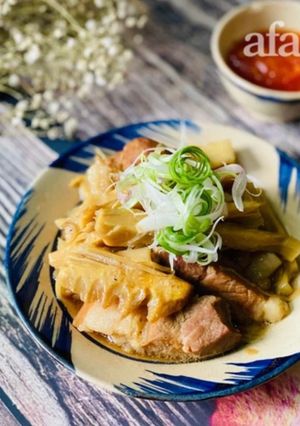 Hình của món Thịt Kho Măng.