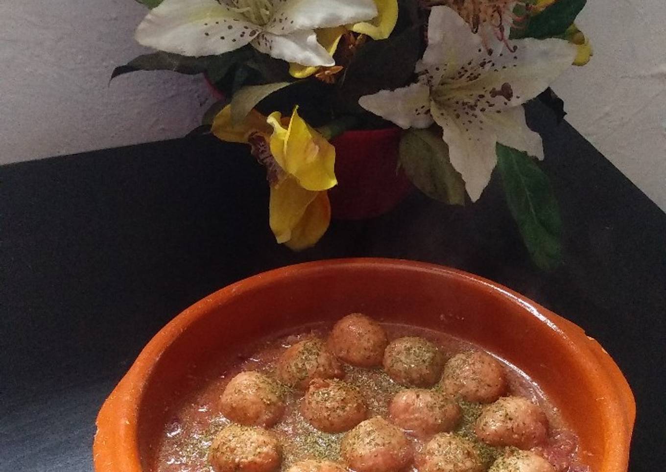 Albóndigas en salsa de cebolla