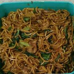 A picture of Mie Goreng Simple.