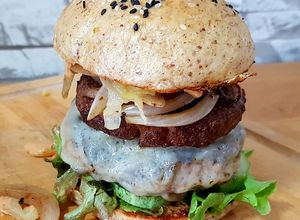 รูปของ Double cheese burger KETO