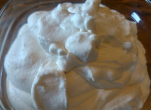 A picture of Vanilla Whipped Cream.