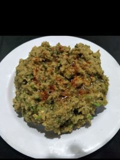 ઘઉંના લોટનુ ખીચુ (Wheat flour khichu recipe in Gujarati) રેસીપી મુખ્ય ફોટો