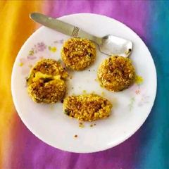 A picture of Potato cheese nuggets.
