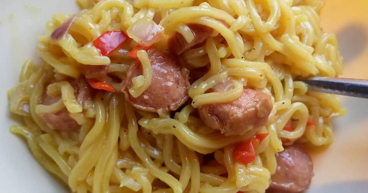 Indomie noodles with sausage Recipe by 6Stars Kitchen Cookpad