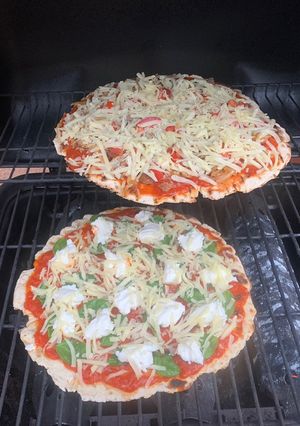 A picture of Simple Flatbread Pizza.