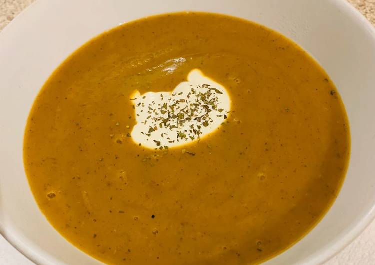Simple Way to Prepare Any-night-of-the-week Chilli &amp; Smoked Paprika spiced Butternut &amp; Sweet Potato soup