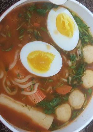 Spicy seafood ramen রেসিপির প্রধান ছবি