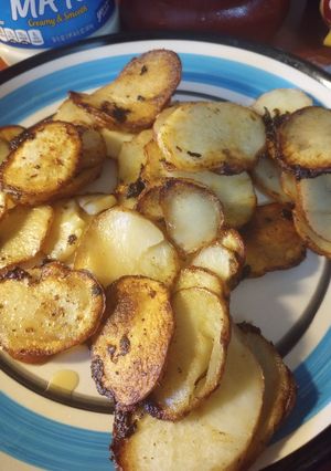 A picture of German Style Potatoes.