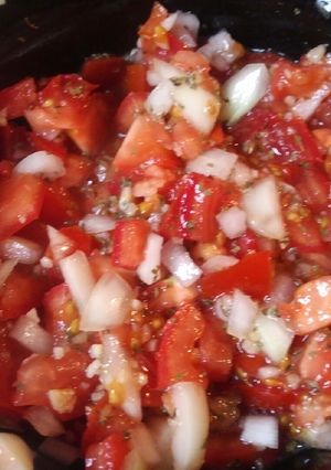 A picture of Salsa kid friendly.