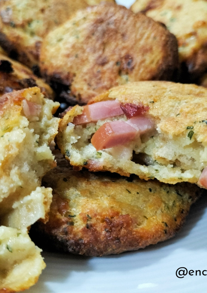 Una foto de Tortitas de bacon y queso en airfryer