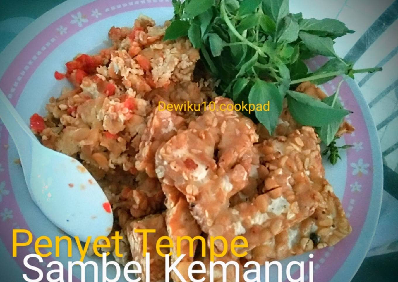 Penyet Tempe Sambel Kemangi