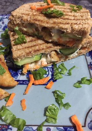 A picture of Grill chicken sandwich.