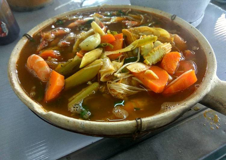 Tom Yam udang simple