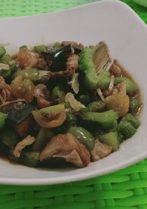 Foto resep Tumis paria jambal roti