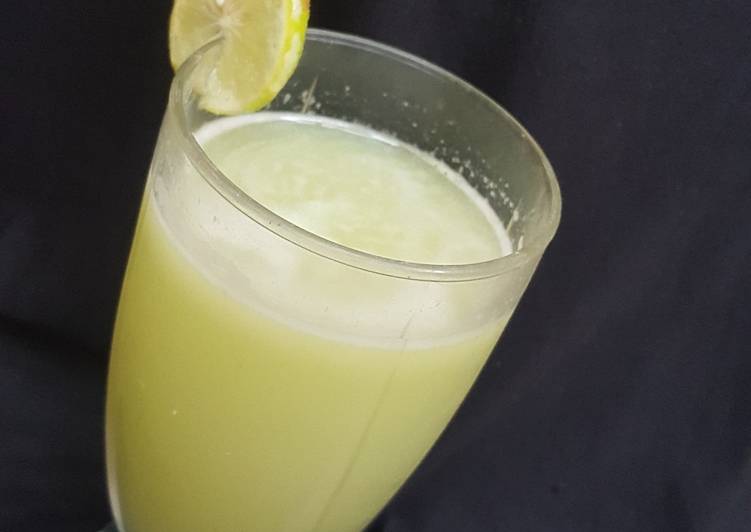 Recipe of Perfect Cucumber lemonade