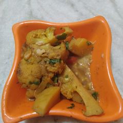 A picture of Aloo gobhi.