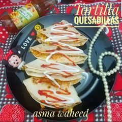 A picture of Tortilla quesadillas.