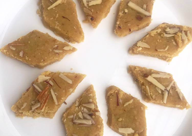 Recipe of Speedy Besan khoya/mawa Barfi